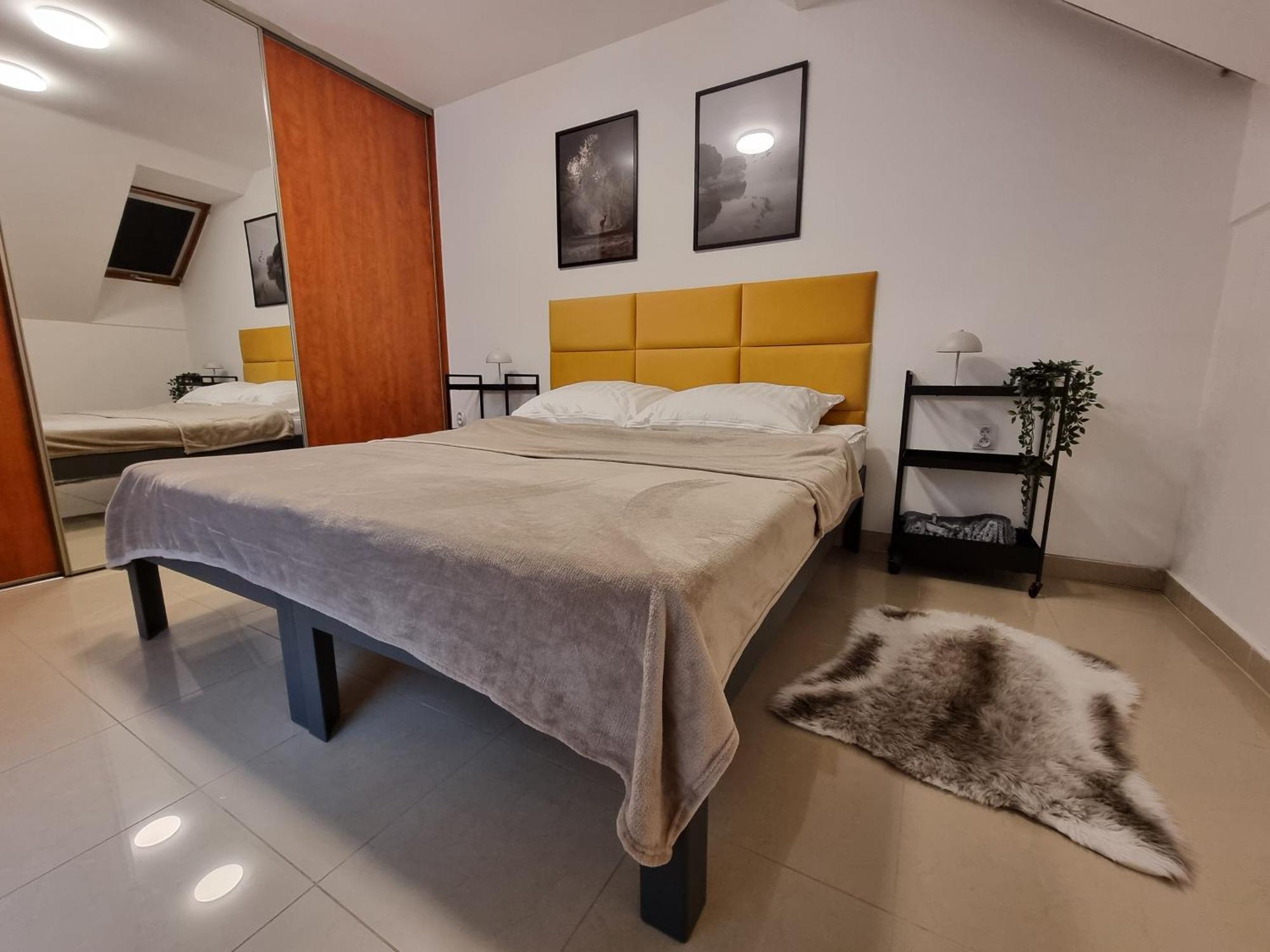 Turecka 49 Apt 2 Nové Zámky Kültér fotó